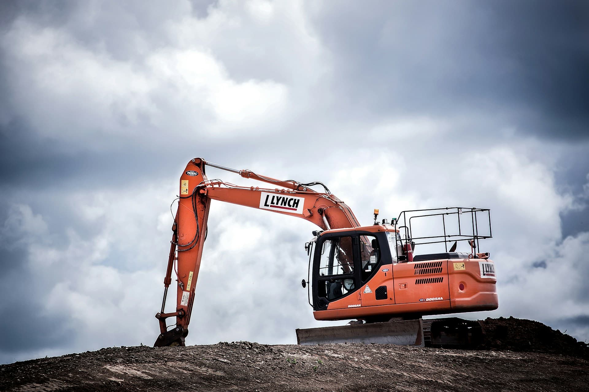 Construction-Excavator
